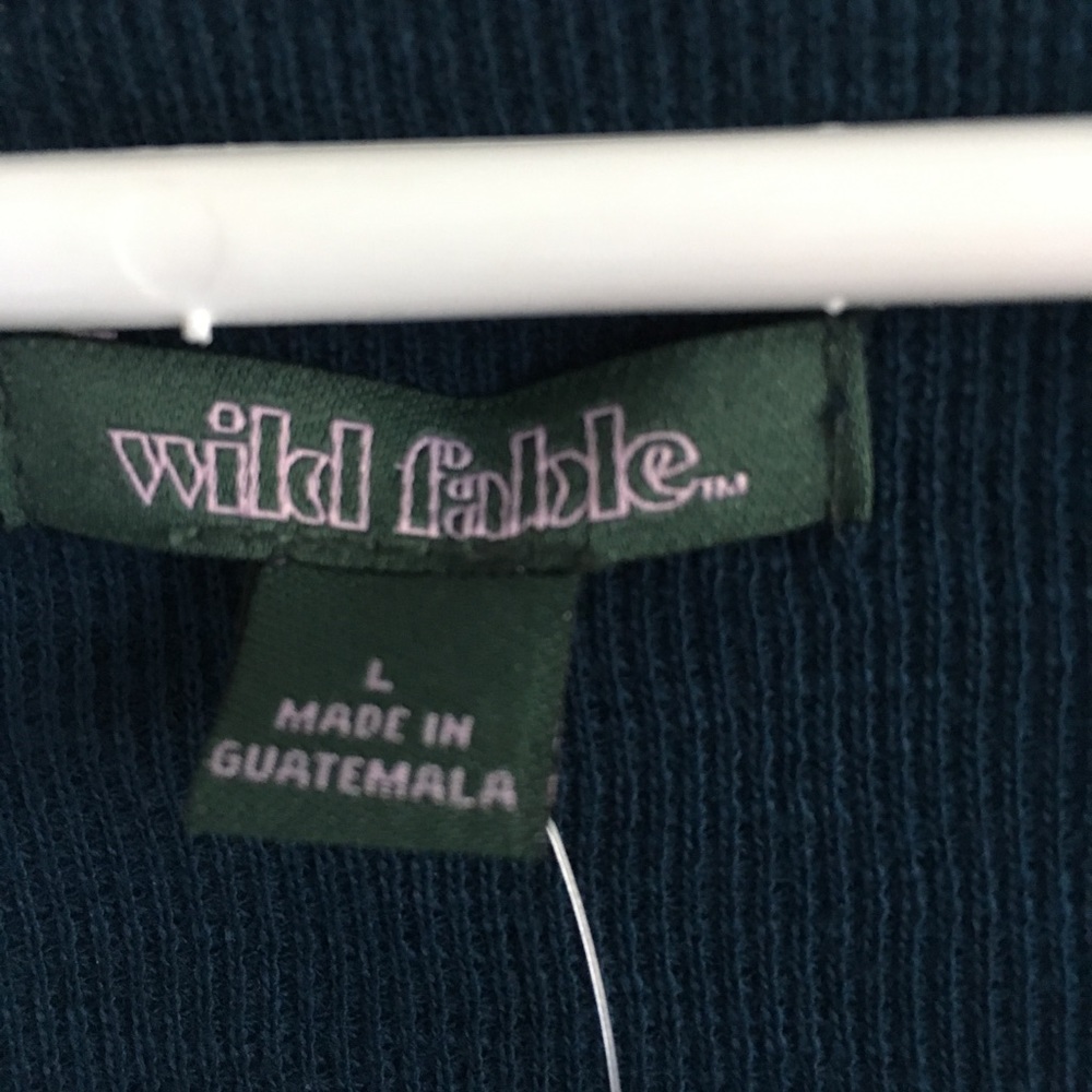 Wild Fable Crop Top Button up - Picture 2 of 4